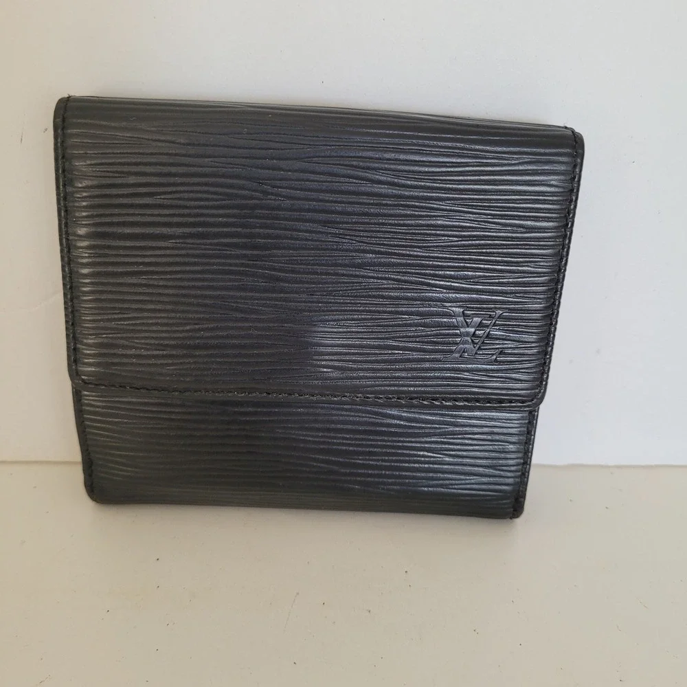 Louis Vuitton Portefeuille Elise Wallet Black Epi Leather Trifold M63632